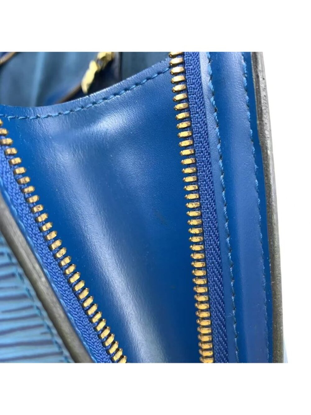 Louis Vuitton Sac Epi Toledo Blue Leather Tote Gold - Picture 11 of 15